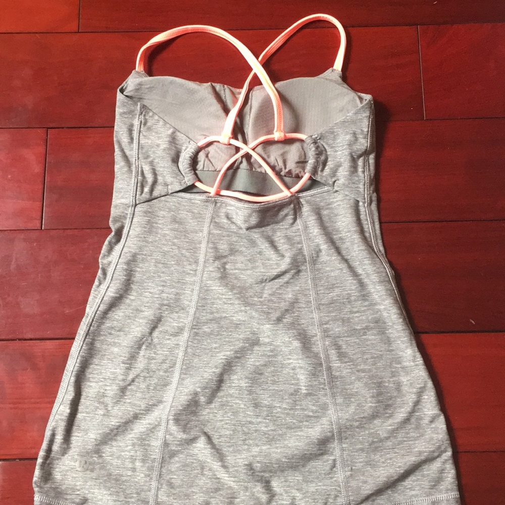 Lululemon Tank - Picture 2 of 5